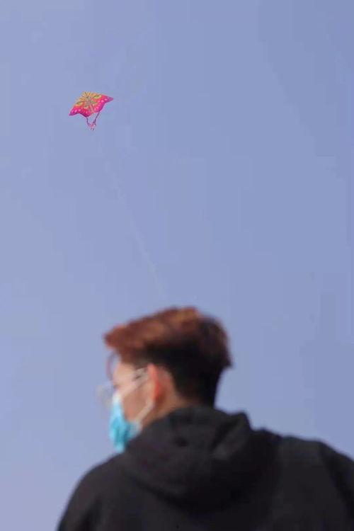 kpop吃瓜占卜cp,揭秘热门CP背后的真实情感纠葛