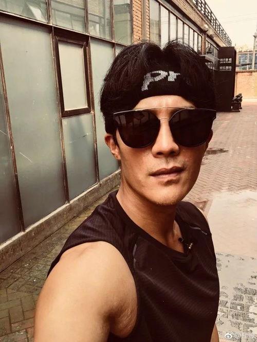 有健的男明星,盘点那些拥有完美身材的男明星