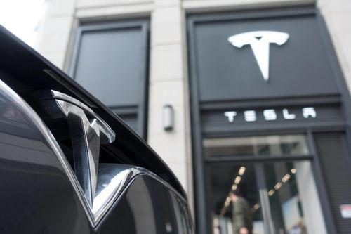 特斯拉刹车视频新闻头条,揭秘事故真相与安全担忧