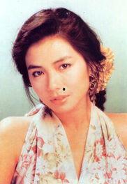 像钟楚红的女网红,这位女网红凭美貌与才华走红网络