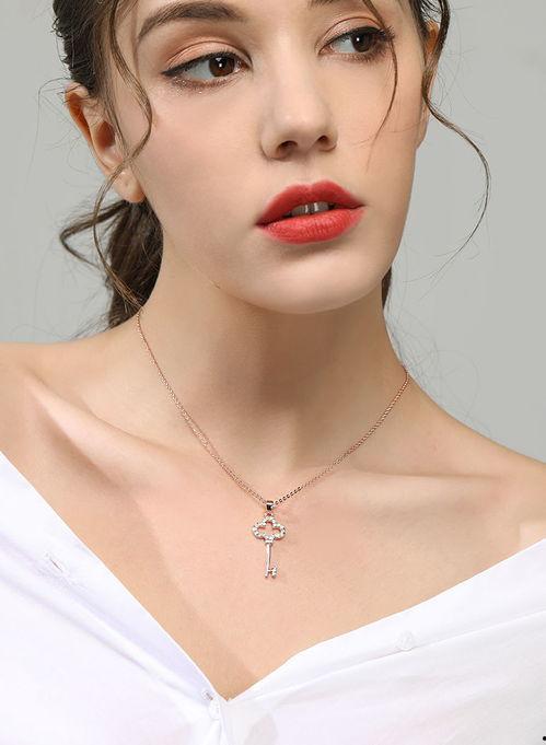 新款锁骨链网红项链图片,网红锁骨链项链，引领时尚潮流新风尚